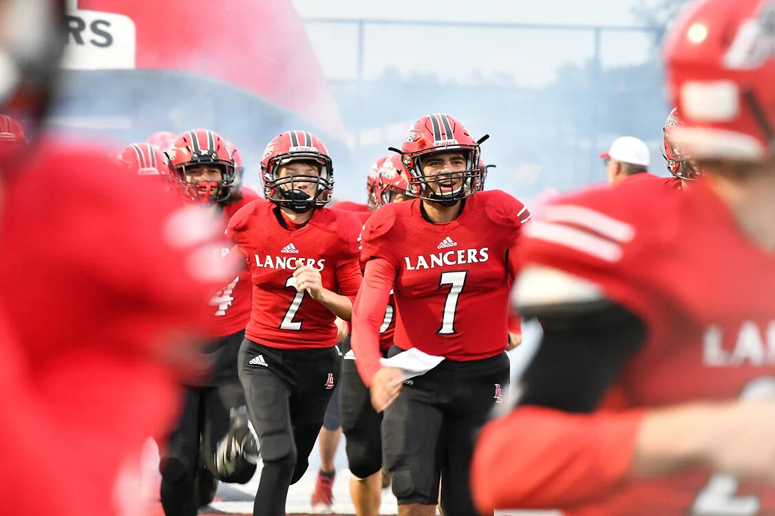 Lakeshore Lancer football players